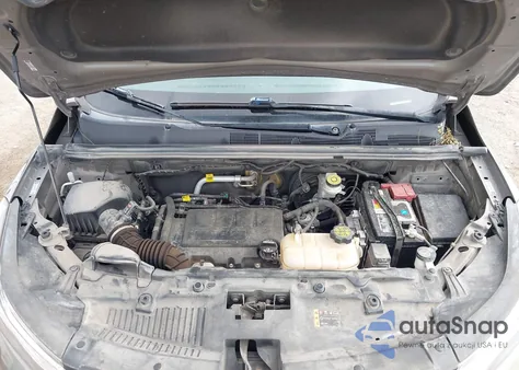 2021 Chevrolet Trax Fwd Lt z USA, uszkodzony, nr VIN KL7CJLSB4MB336672